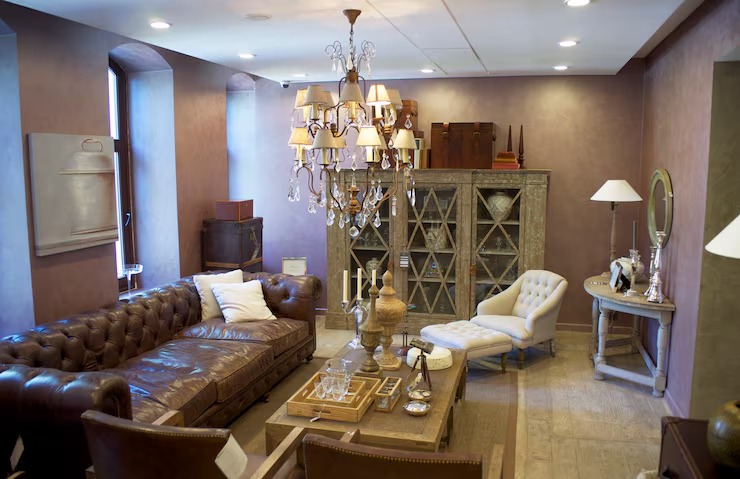 The New Classic: Redesigning 90s Homes with Modern Appeal